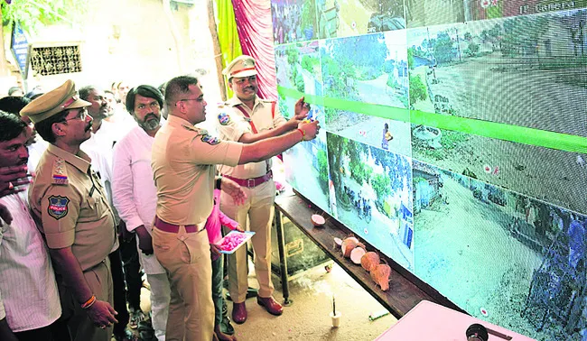 సీసీ కెమెరాలతో నేరాల నియంత్రణ
