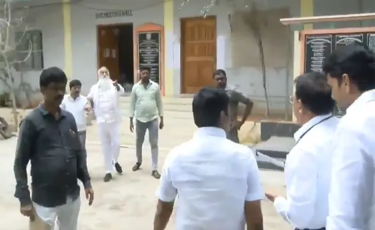 రెడ్ బుక్ పాలన.. అధికారుల మీద జేసీ రౌడీయిజం
