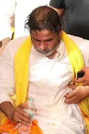  Prashant Kishor hit by vehicle during roadshow in Bihar2