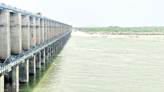 జూరాలకు తగ్గిన ఇన్‌ఫ్లో 