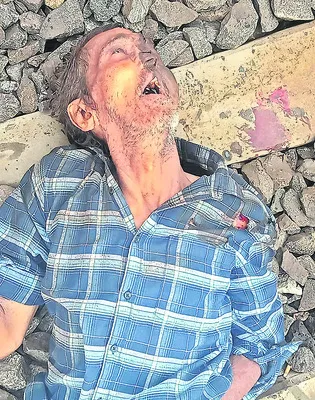 రైలు ఢీకొని గుర్తు తెలియని  వ్యక్తి దుర్మరణం 