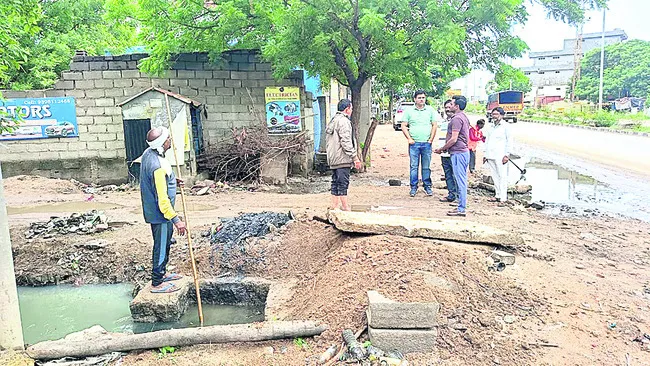 వర్షపునీరు ఎక్కడా నిలవొద్దు