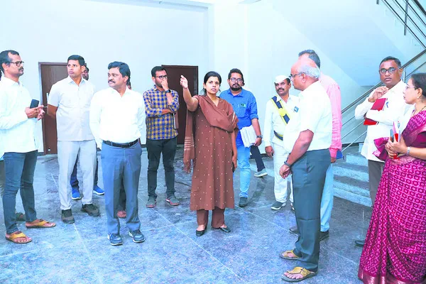 నేడు నల్లగొండకు  మంత్రుల రాక
