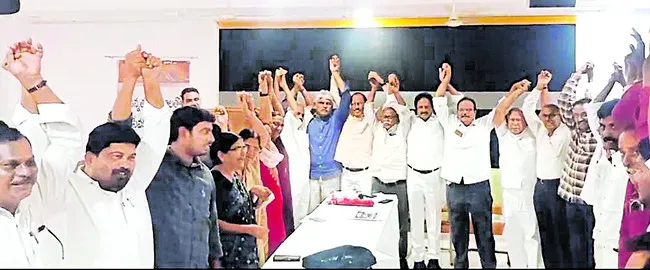 కార్మికుల సత్తా చాటుదాం