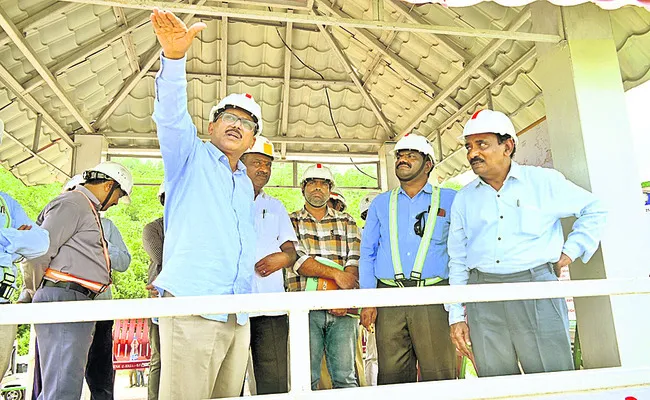 ఉత్పత్తికి అంతరాయం కలగనీయొద్దు