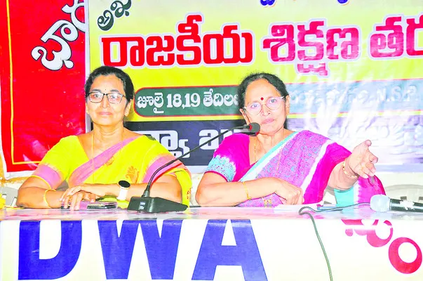 మతోన్మాద విధానాలకు వ్యతిరేకంగా పోరాటం