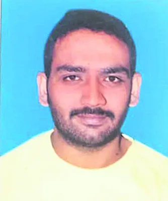 అప్పులబాధతో సింగరేణి కార్మికుడు ఆత్మహత్య