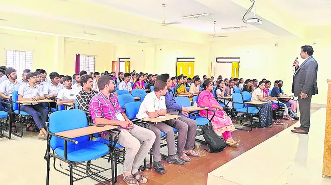 ఇన్నోవేషన్‌ వ్యవస్థలో విద్యార్థుల పాత్ర కీలకం