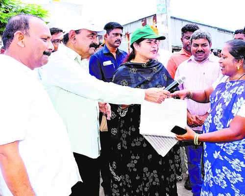 ప్లాస్టిక్‌ రహిత జిల్లాగా తీర్చిదిద్దుదాం
