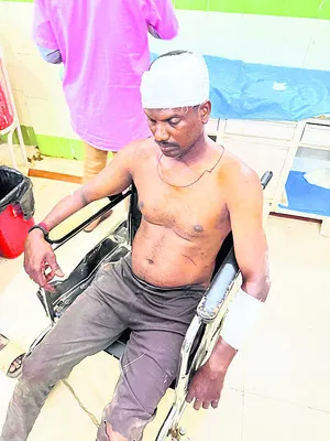 స్థల వివాదంలో ఒకరికి కత్తిపోట్లు