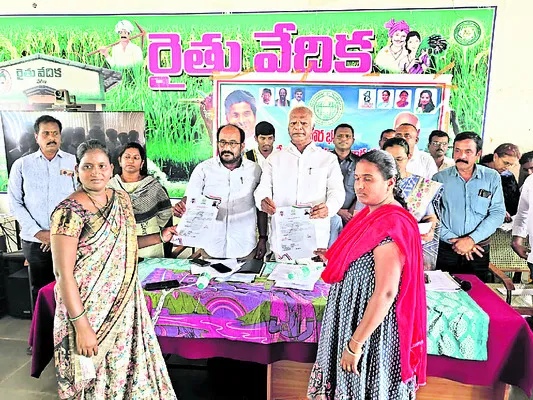 దేశానికే తెలంగాణ రాష్ట్రం ఆదర్శం