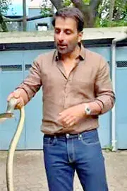Sonu Sood Catches Snake With Bare Hands, Video Goes Viral1