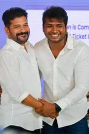 Revanth Reddy Announces Rs 1 Crore Prize Money to Rahul Sipligunj12