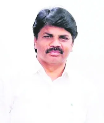 ప్రభుత్వ అరాచకాలపై ప్రశ్నించరెందుకు!