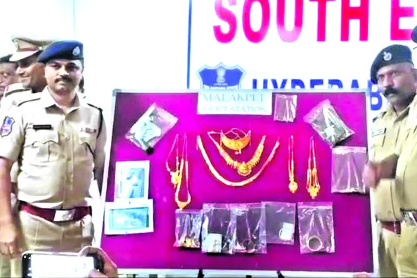 షీలానగర్‌లో చోరీ.. హైదరాబాద్‌లో సుపారీ హత్య 