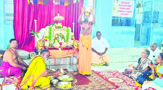మట్టపల్లిలో నిత్యకల్యాణం