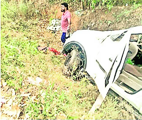 అప్పు తీర్చడానికి కిడ్నీలు విక్రయం