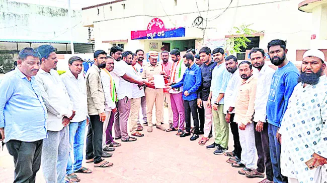 ఎమ్మెల్యే ‘ఏలేటి’పై పోలీసులకు ఫిర్యాదు