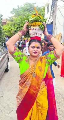 సోమవా