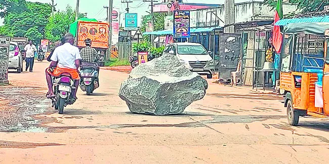 బదిలీ ఉత్తర్వులు భేఖాతరు