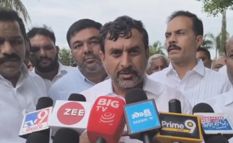 YSRCP Leader Ramesh Reddy Slams AP Govt
