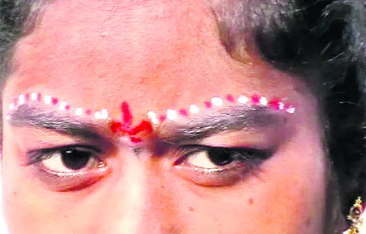 Tribals did not abandon tribal traditions