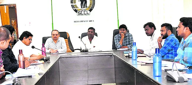 జాప్యం లేకుండా ఉద్యోగులకు సేవలు