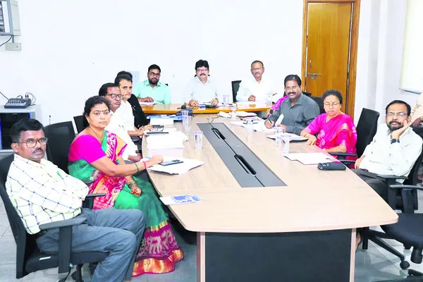 సీఎం ఆదేశాలు తప్పనిసరిగా పాటించాలి