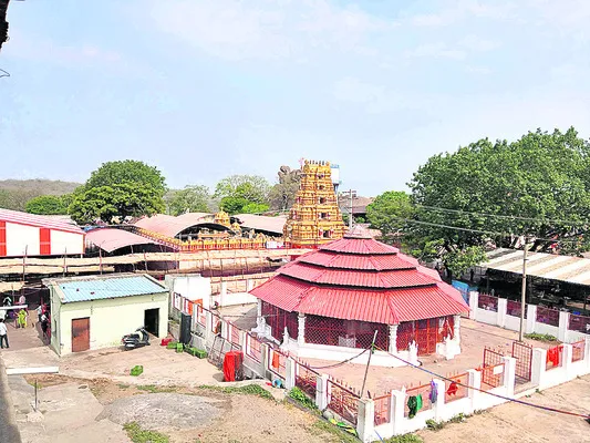 తలనీలాలకు టెండ‘రింగ్’..?