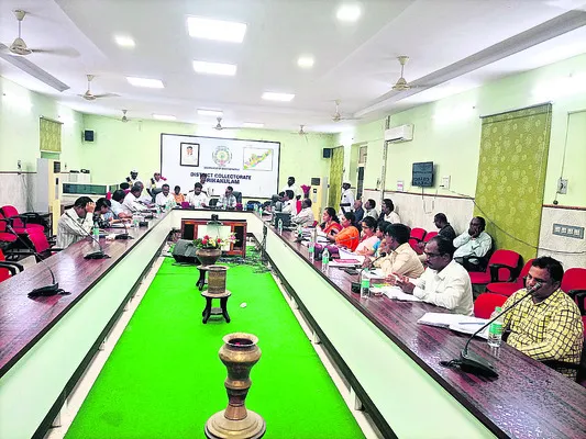 జాతీయ పథకాలపై సమీక్ష 