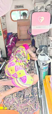 పిడుగుపాటుకు మహిళకు గాయాలు 