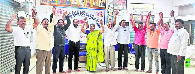 ‘సమస్యలపై దశలవారీగా పోరాటం’