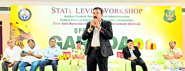 మత్తు మందుల విక్రయాలపై నిఘా అవసరం 