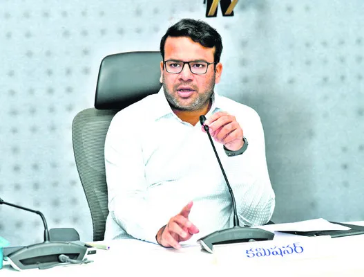పైపులైన్ లీకులుంటే సమాచారం ఇవ్వండి