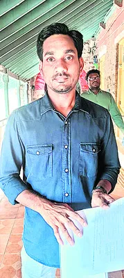 అనుమతులు లేకుండా హాస్టల్ నిర్వహణ