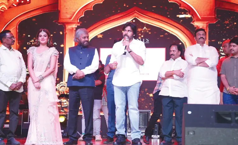Police Over Action Hari Hara Veera Mallu Pre Release Event