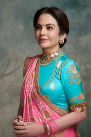 Swadesh flagship store Now at Mumbai Nita Ambani Madurai cotton Gharchola saree7