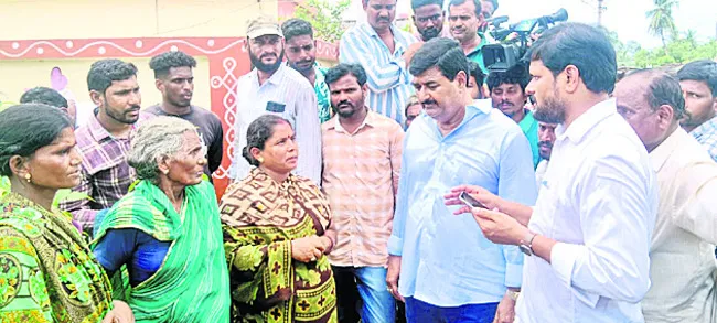 అక్రమ ఇసుక ర్యాంపులు ఆపాల్సిందే