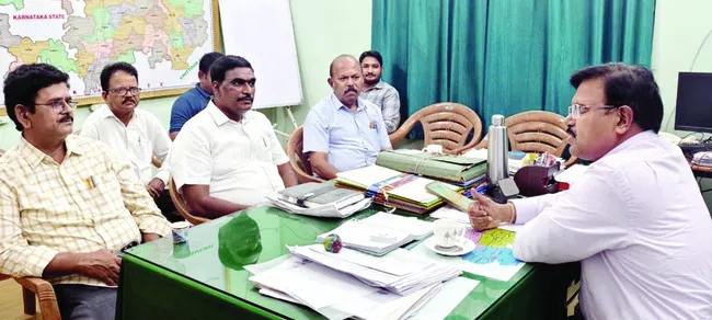 జేసీ ప్రభాకర్రెడ్డిపై చర్యలు తీసుకోవాలి