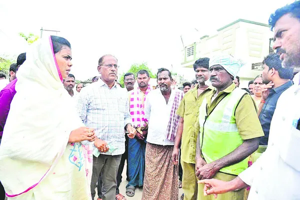 పారిశుధ్యంలో అలసత్వం వహిస్తే చర్యలు