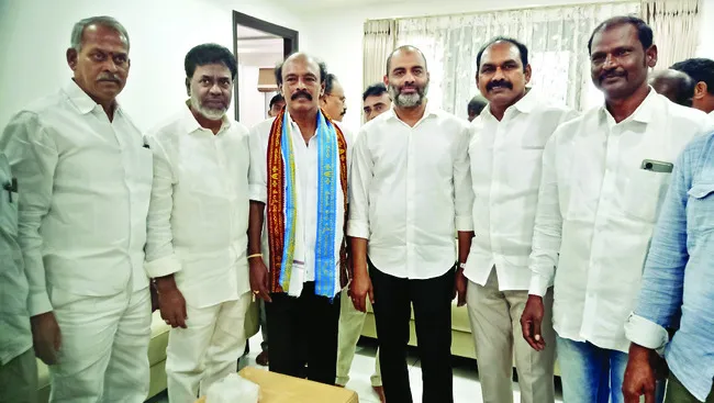 రాజకీయ దురుద్దేశంతోనే అక్రమ అరెస్ట్