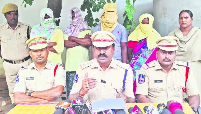 వివాహేతర బంధమే ప్రాణం తీసింది