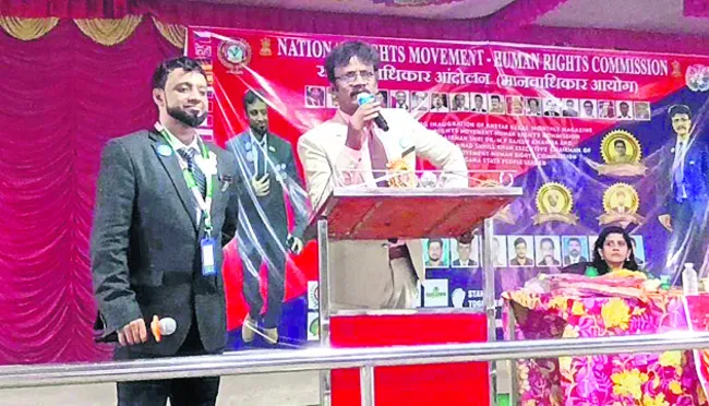 హక్కుల కోసం పోరాడాలి
