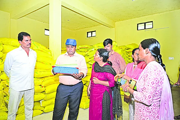 కృత్రిమ కొరత సృష్టిస్తే పీడీ యాక్ట్‌