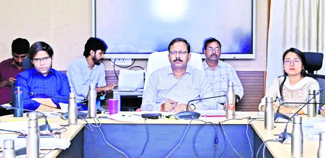 ప్రభుత్వ పథకాల అమలులో కలెక్టర్లే కీలకం