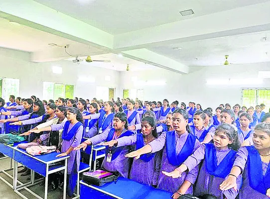 నూతన ప్రతిజ్ఞ విధానం అమలు 