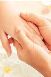 Beauty Tip: How to Get Soft Hands Use This Effective Tip1