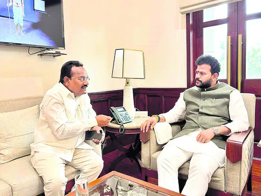 కేంద్ర మంత్రిని కలిసిన ఎంపీ