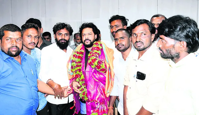 రోడ్ల