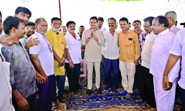 సముదాయ భవన నిర్మాణానికి రూ.25 లక్షలు 